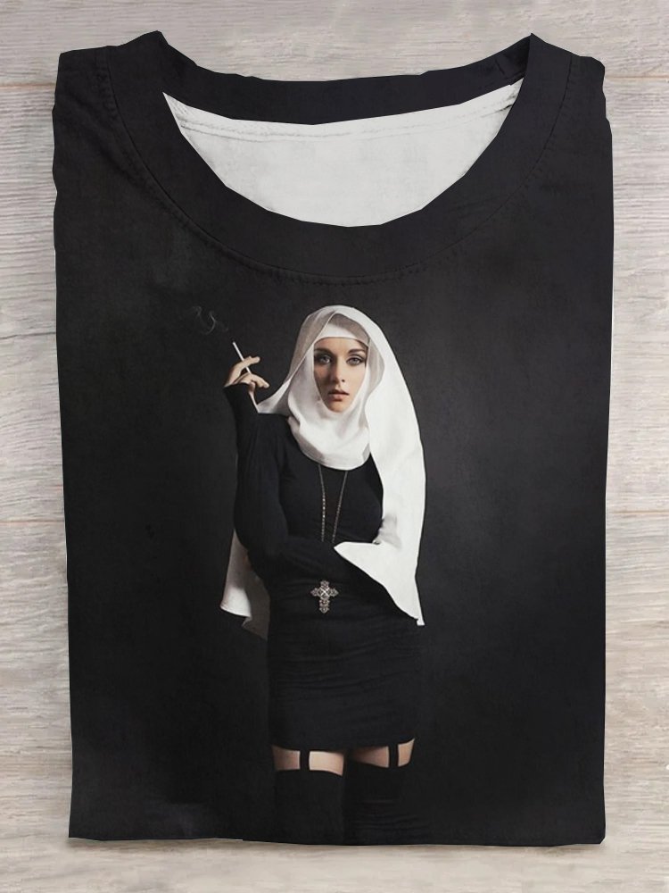 Eagerlys Pretty Nun Smoking T-shirt